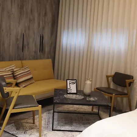 Hotel Hira - At Center *