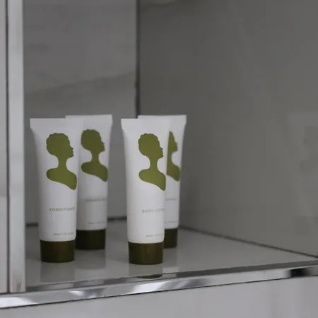 Hotel Hira - At Center *