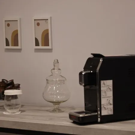 Hira - At Center Otel *