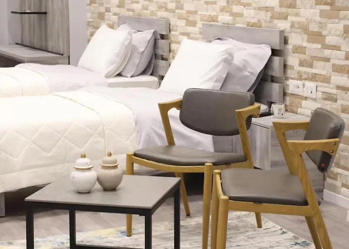 Hotell Hira - At Center Tirana