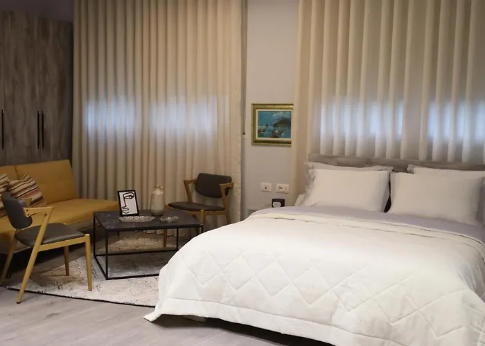 Hotel Hira - At Center Tirana