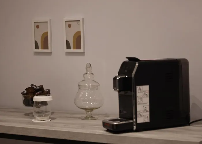 Hira - At Center Hotell *